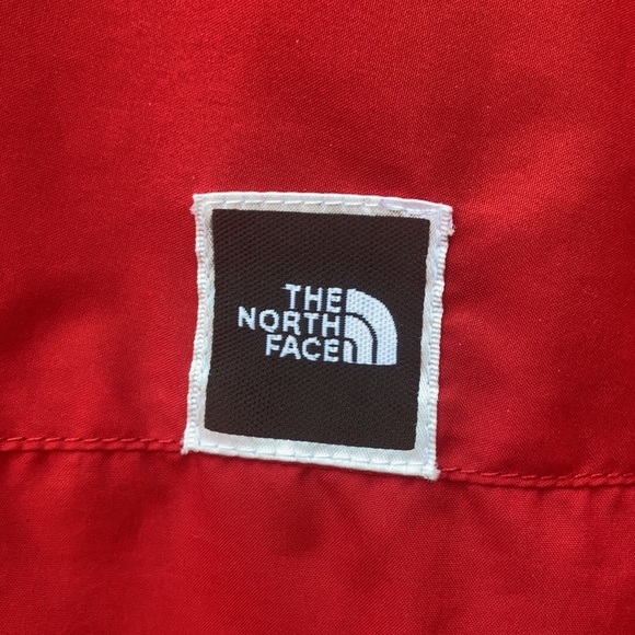 The North Face Windshirt - Picture 3 of 5